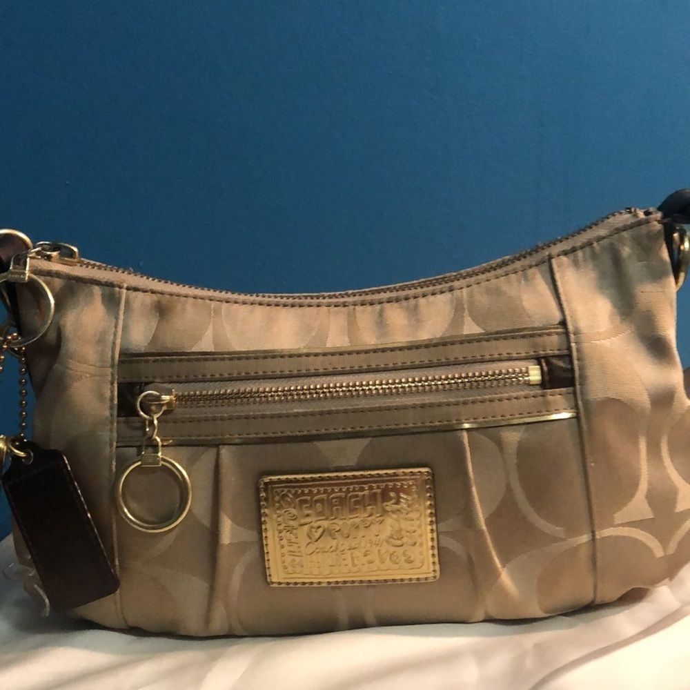 Coach purse - Picture 2 of 15